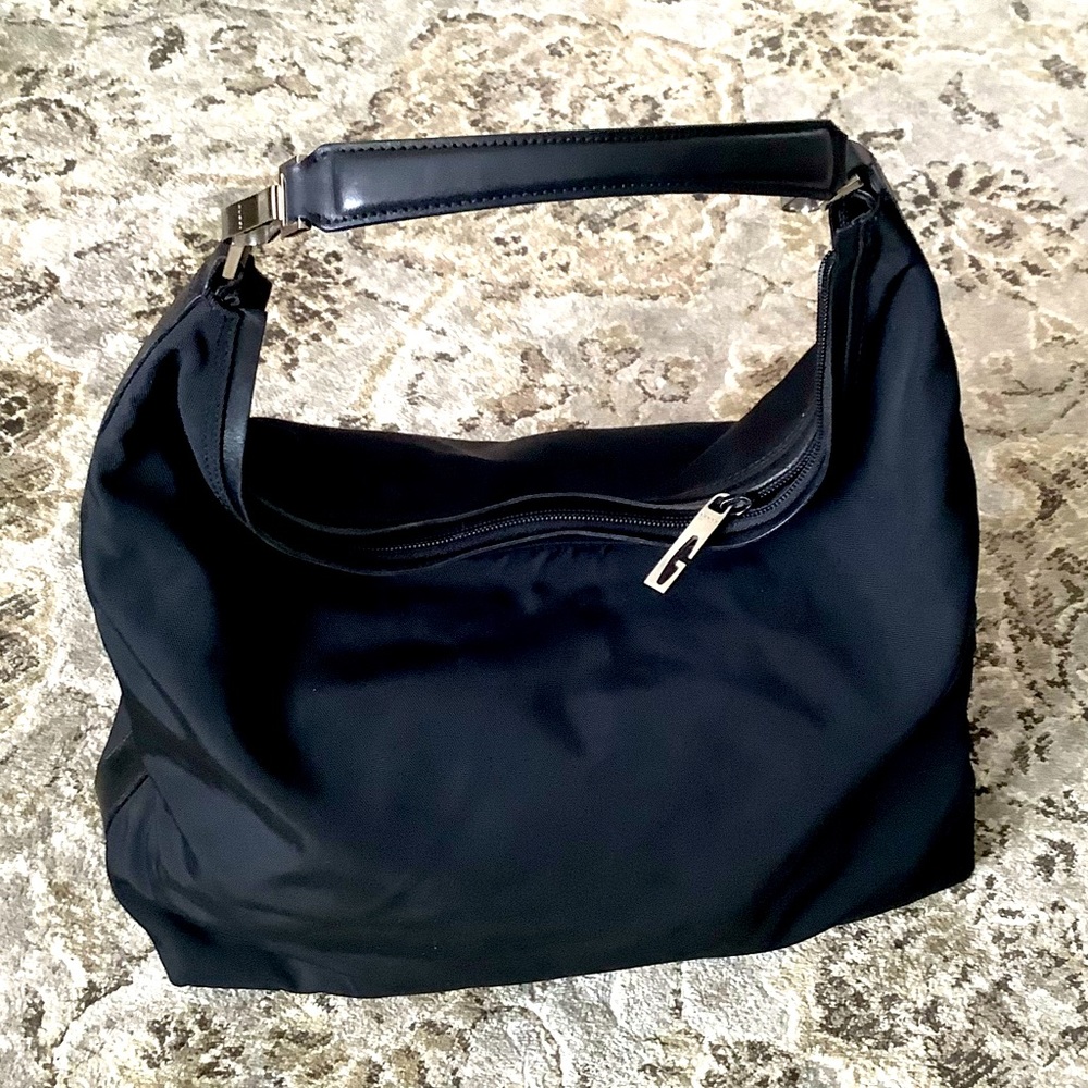 Authentic GUCCI hobo bag 🌹🌹🌹